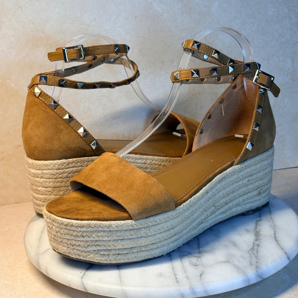 Marc Fisher Jazlyn Tan Suede Studded Espadrille Platform Wedge Sandals 9.5M